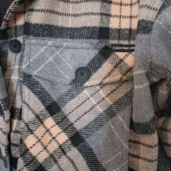 Cropped Shacket - Picture 5 of 7